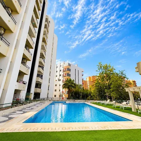Talia - Center Whit Pool- Lejlighed *